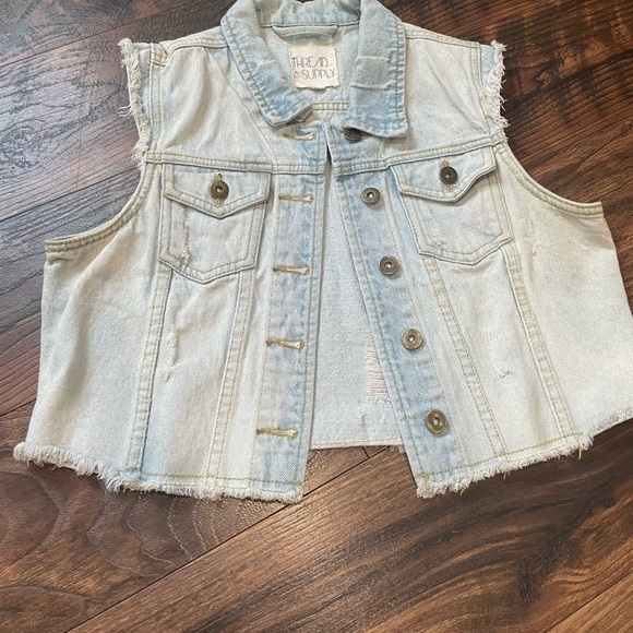 Girls Thread & Supply Denim Vest - Picture 1 of 6